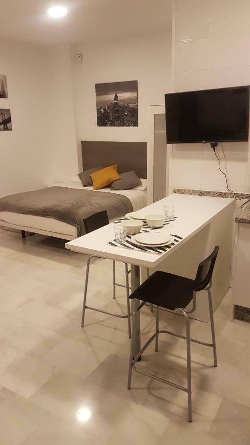 Alcazaba Home City Centre มาลากา ภายนอก รูปภาพ